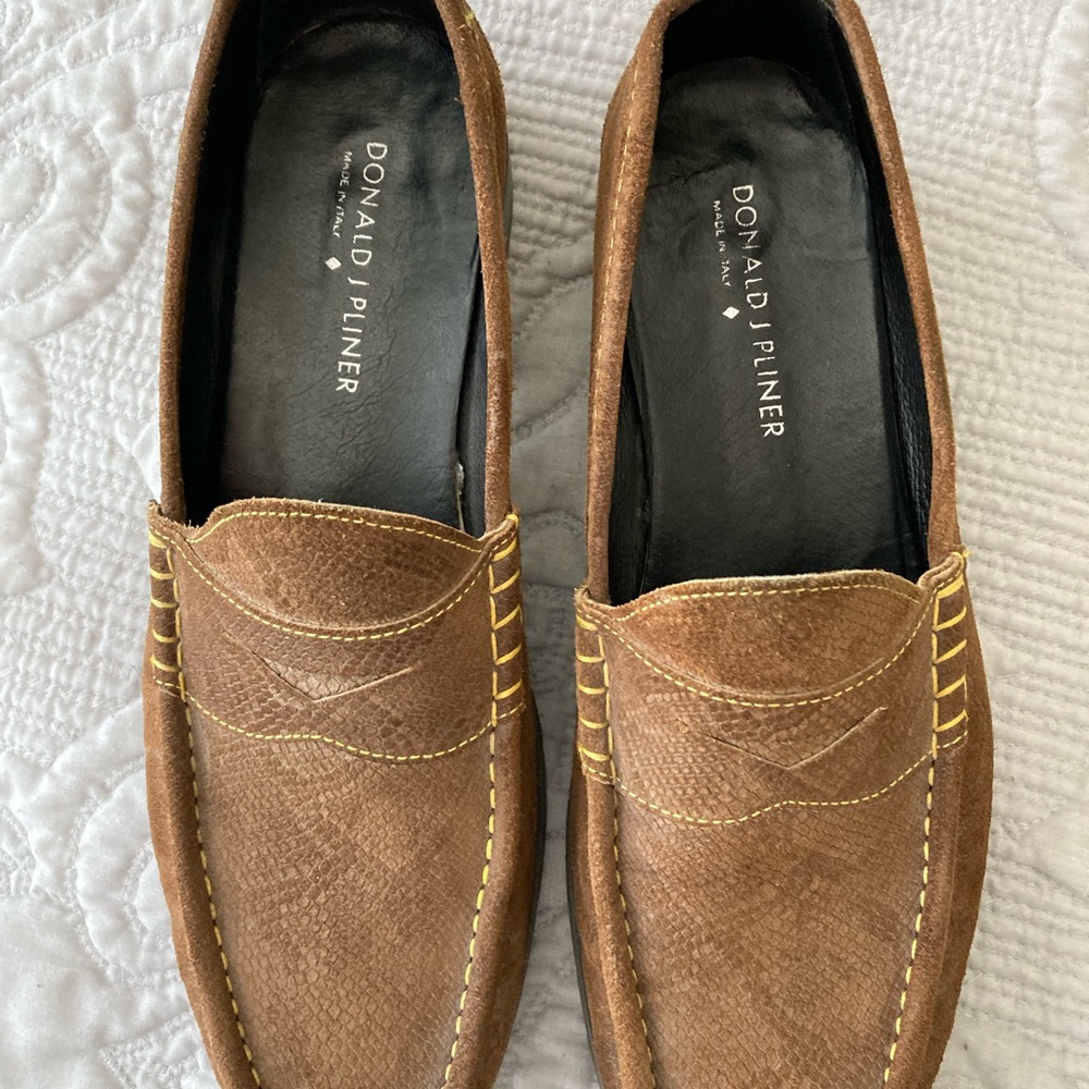 Men’s shoes 10.5